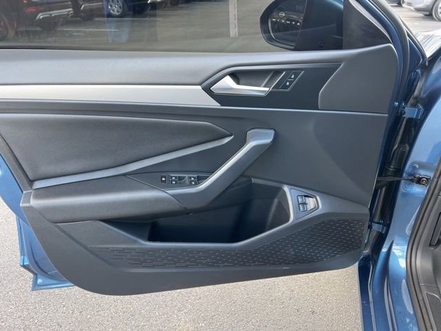 Used 2021 Volkswagen Jetta S w/ Driver Assistance Package image 24