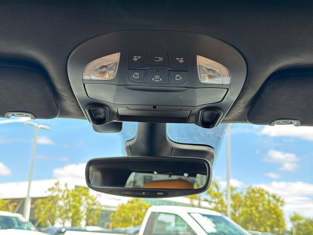 Used 2022 Chrysler Pacifica Pinnacle FWD image 25