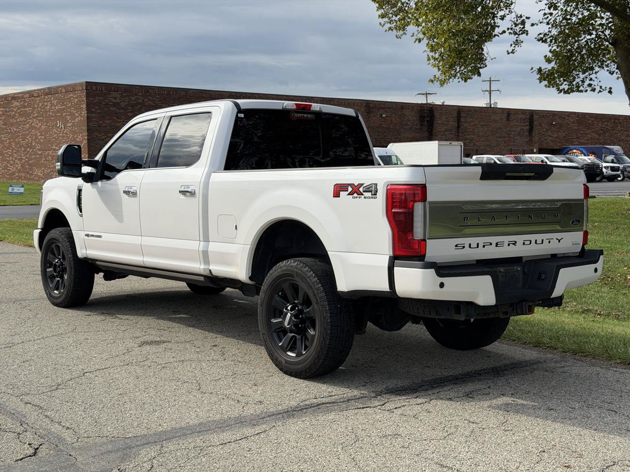 Used 2019 Ford F350 Platinum w/ Platinum Ultimate Package AWD/4WD image 2