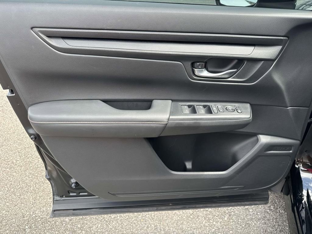 Used 2024 Honda CR-V Sport image 27