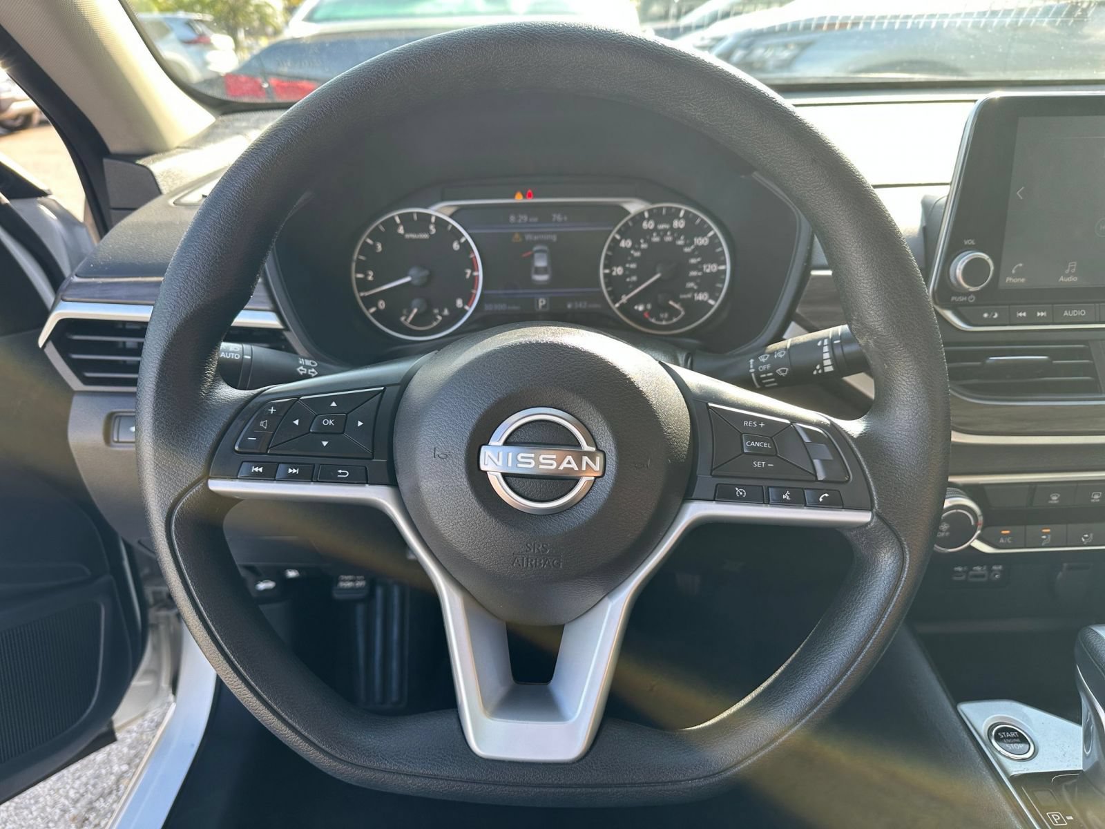 Used 2025 Nissan Altima 2.5 SV FWD image 27