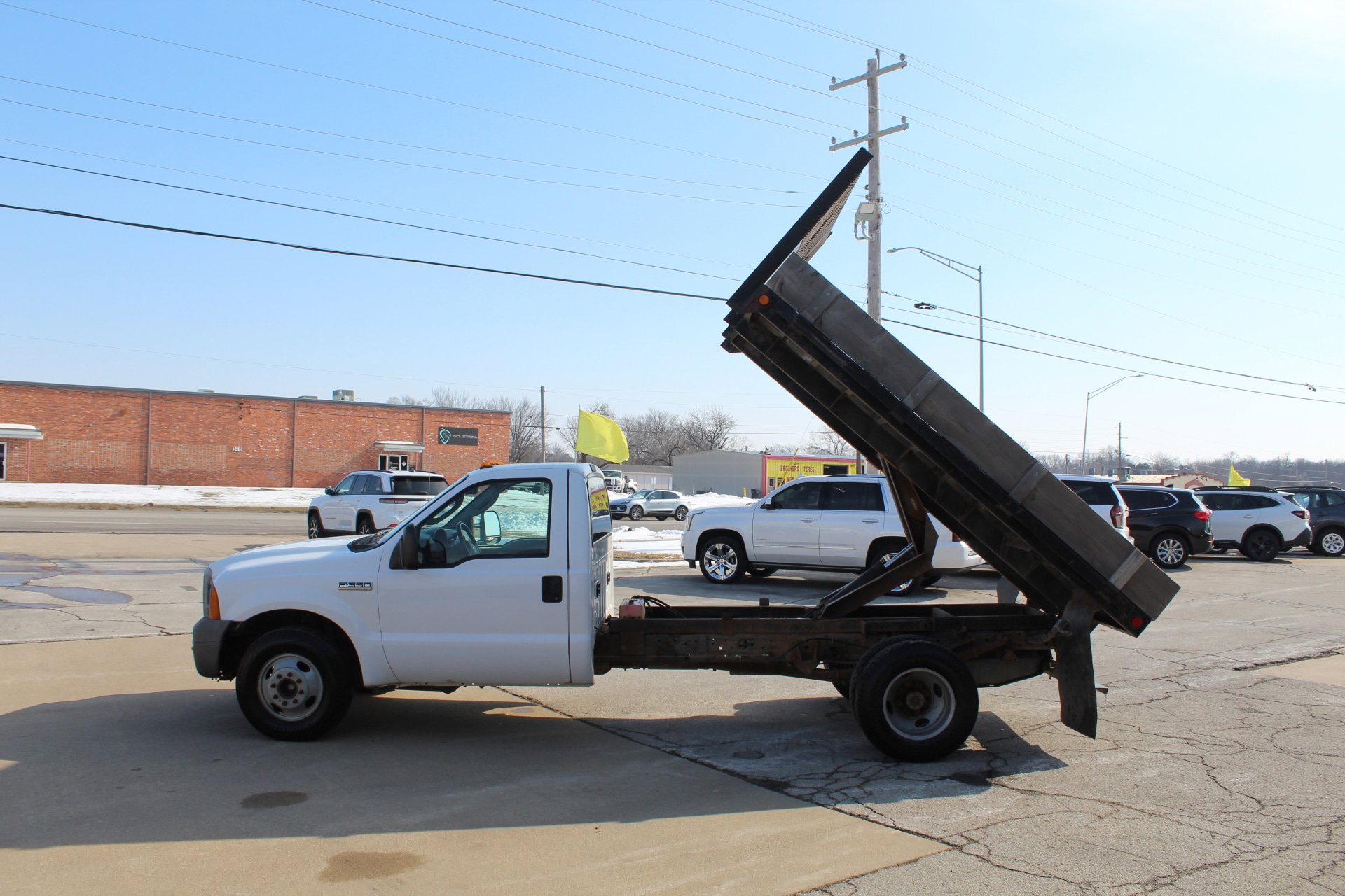 Used 2005 Ford F350 XL image 18