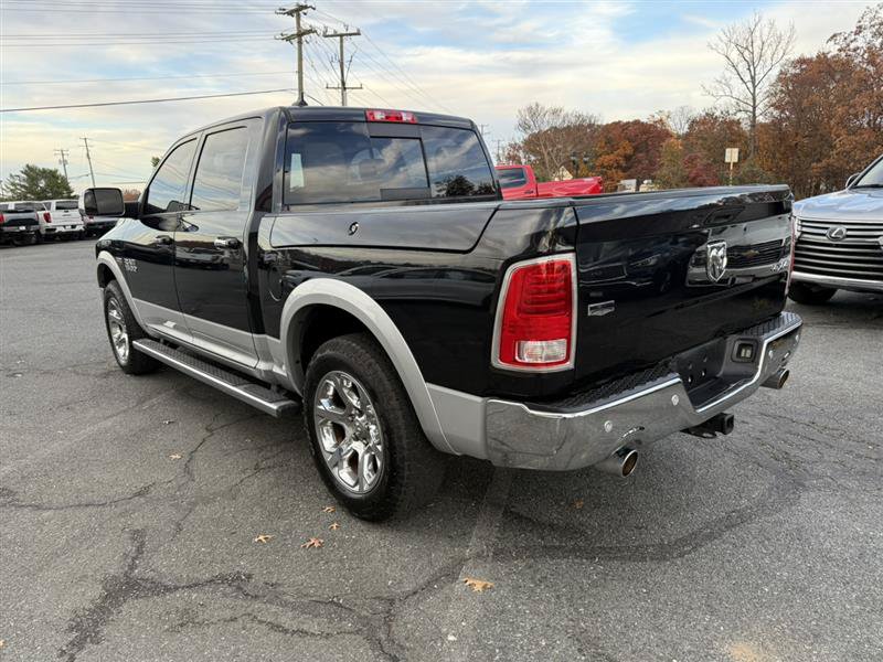 Used 2016 RAM 1500 Laramie w/ Convenience Group AWD/4WD image 7