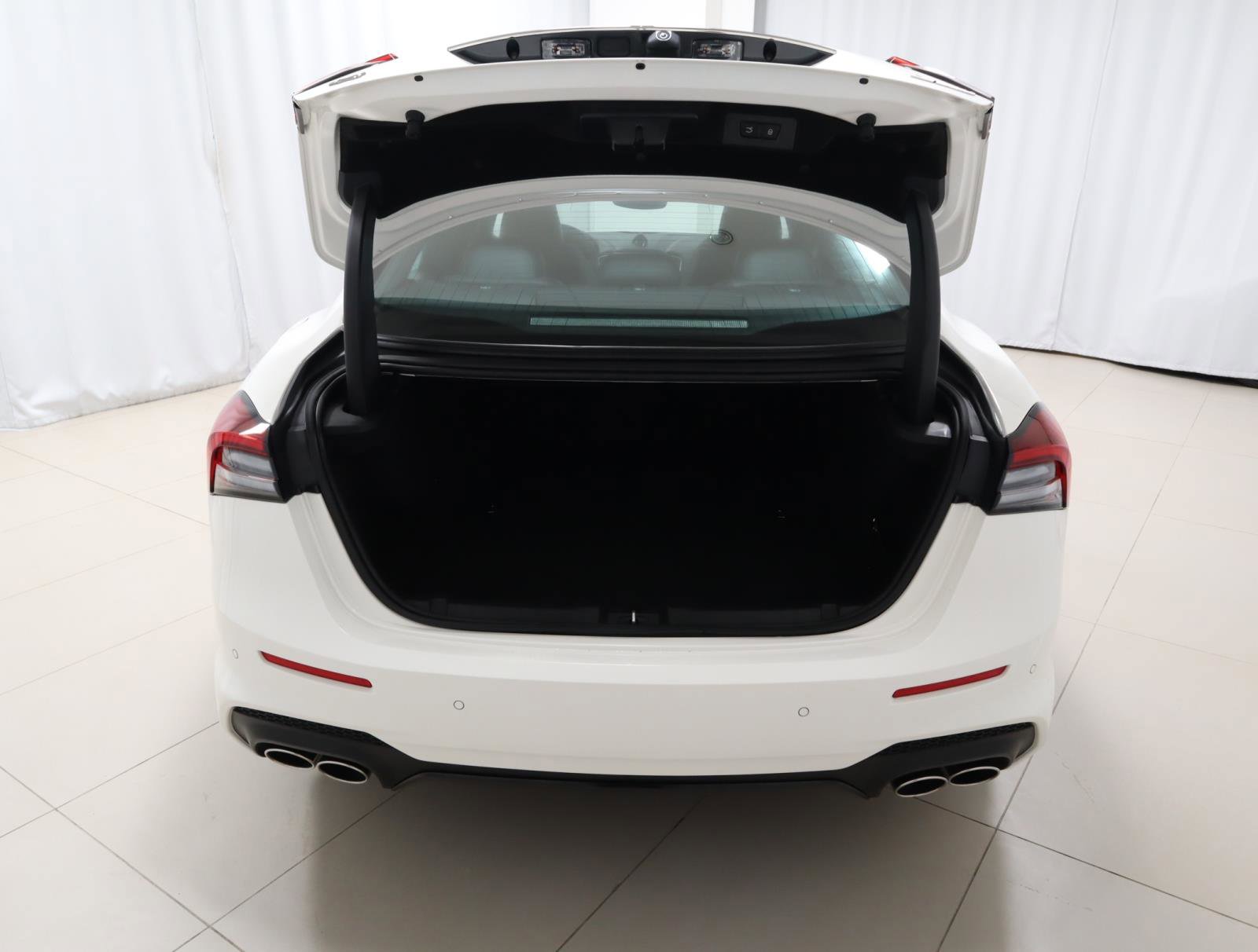 Used 2024 Maserati Ghibli Modena Q4 image 11