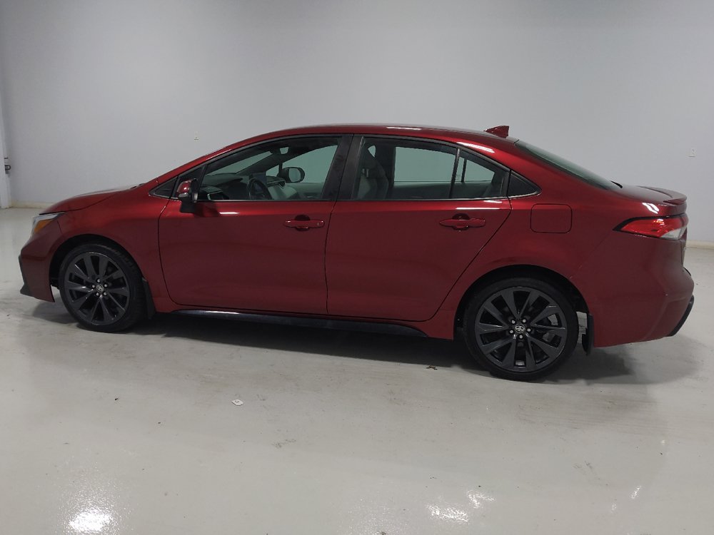 Used 2024 Toyota Corolla SE FWD image 3