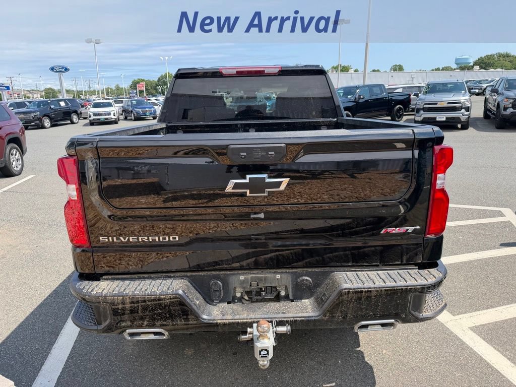 Used 2025 Chevrolet Silverado 1500 RST w/ Z71 Off-Road Package AWD/4WD image 7
