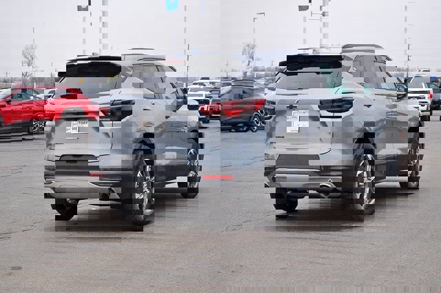 New 2025 Chevrolet Blazer LT w/ Convenience Package image 3