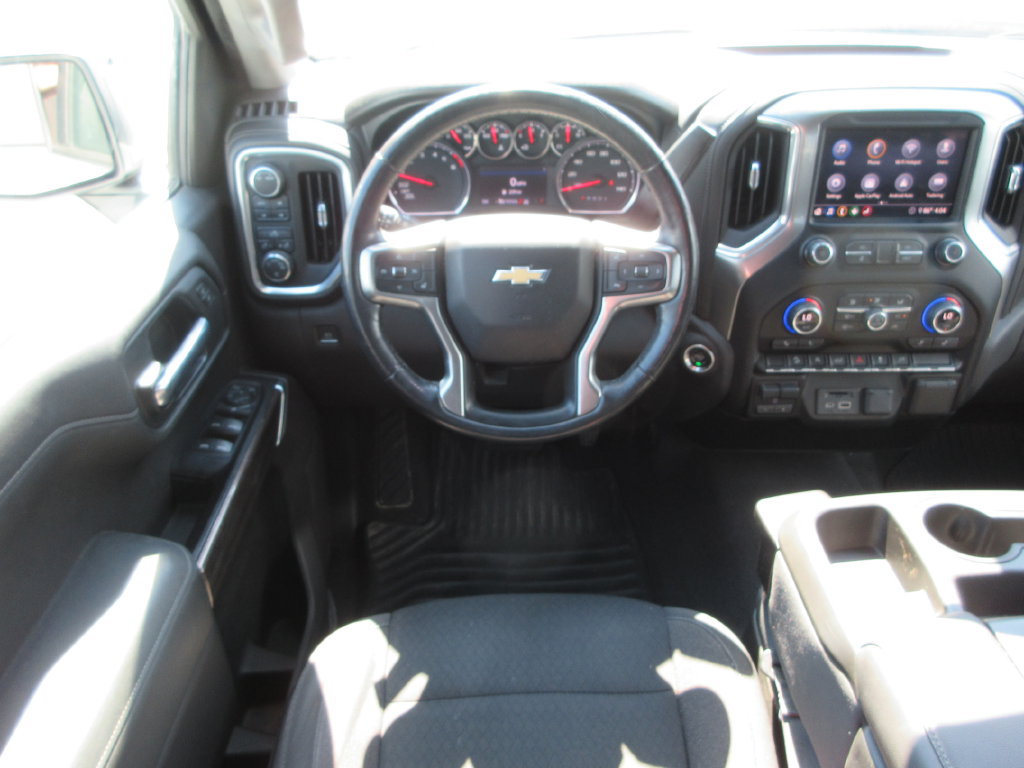 Certified 2020 Chevrolet Silverado 1500 LT w/ Texas Edition AWD/4WD image 18