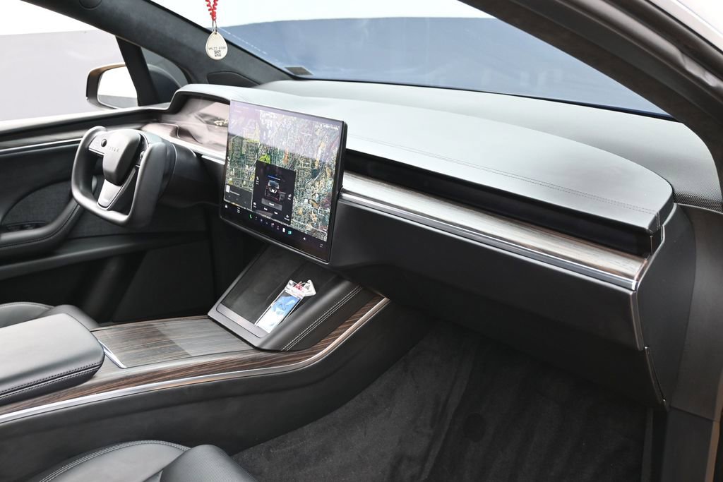 Used 2023 Tesla Model X AWD/4WD image 39