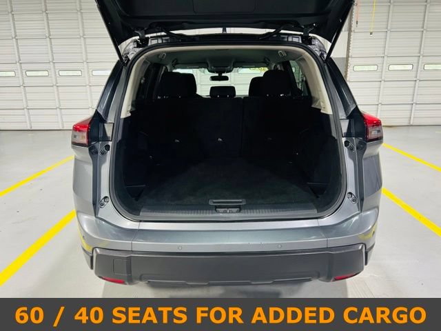 Used 2024 Nissan Rogue S FWD image 9