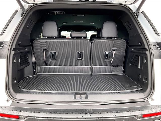 New 2026 Chevrolet Traverse LT w/ Midnight/Sport Edition image 15