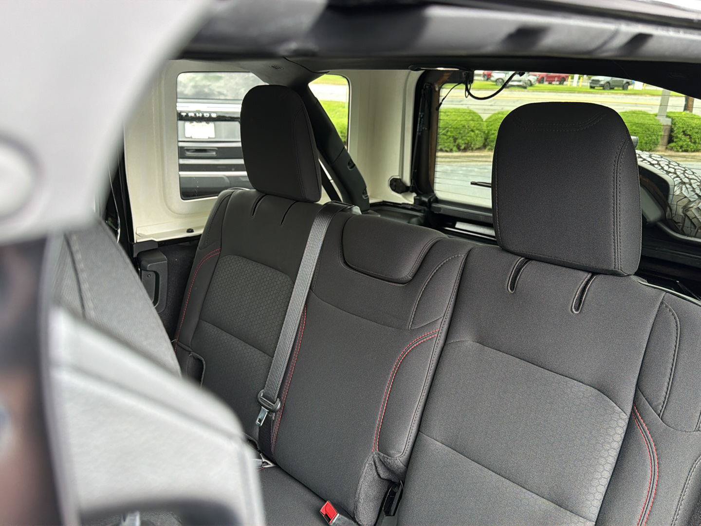 Used 2019 Jeep Wrangler Unlimited Rubicon AWD/4WD image 31