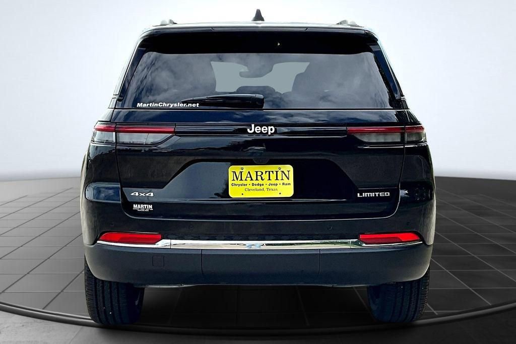New 2025 Jeep Grand Cherokee Limited w/ Trailer Tow Package image 4
