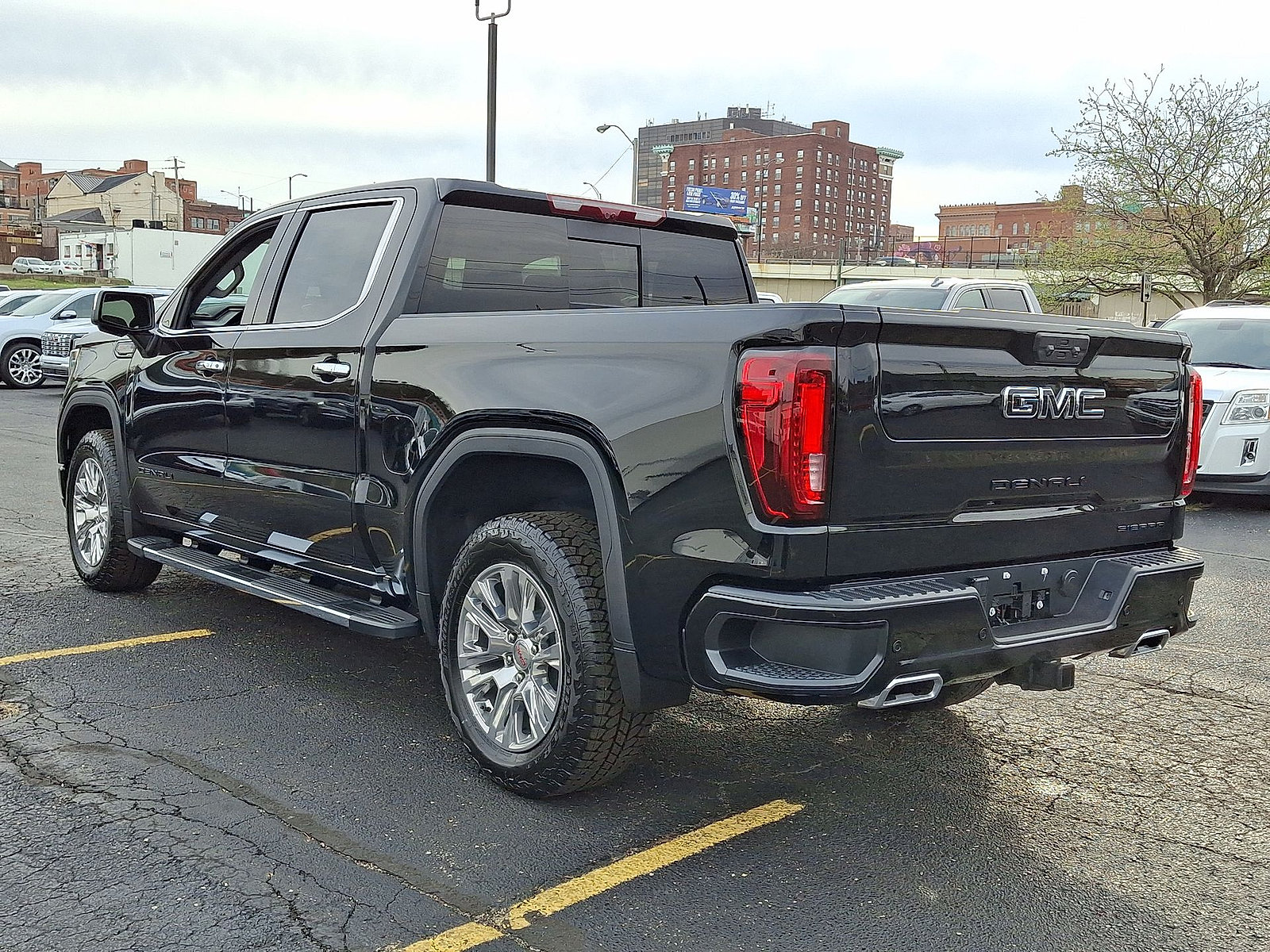 New 2026 GMC Sierra 1500 Denali w/ Technology Package AWD/4WD image 11