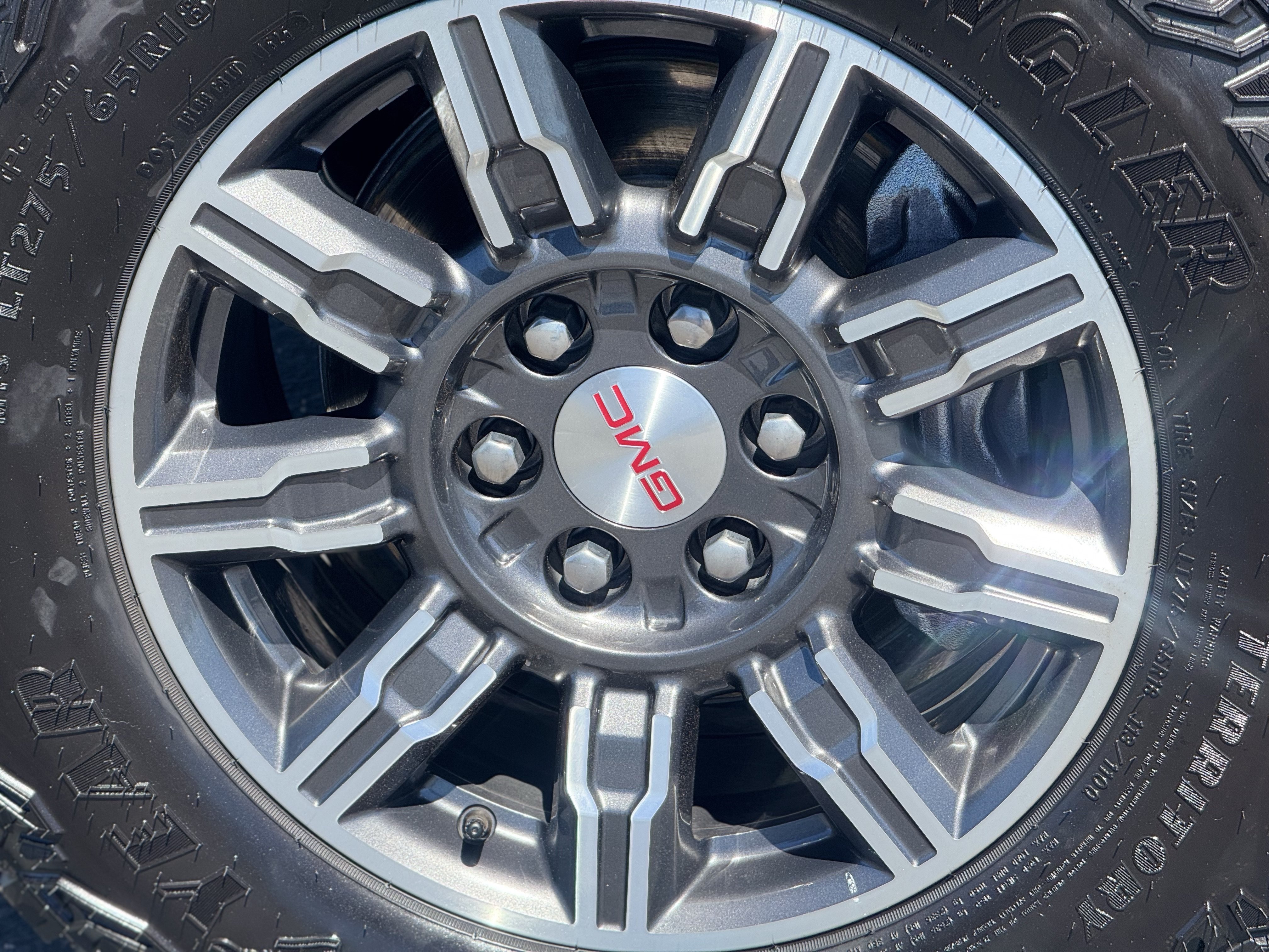 Certified 2025 GMC Sierra 1500 AT4 AWD/4WD image 8