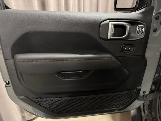 Used 2023 Jeep Wrangler Unlimited Rubicon 392 image 13