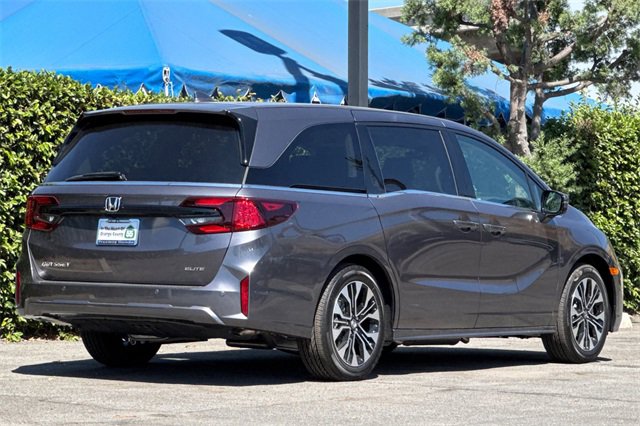 New 2026 Honda Odyssey Elite image 4