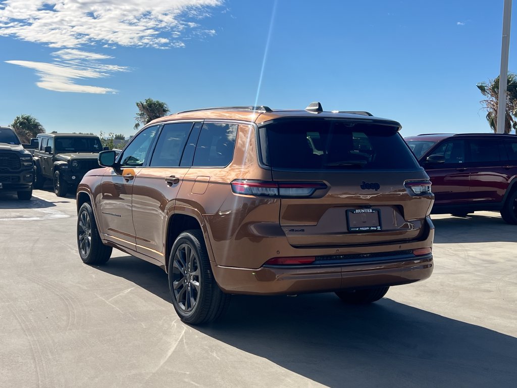New 2026 Jeep Grand Cherokee L Limited AWD/4WD image 5