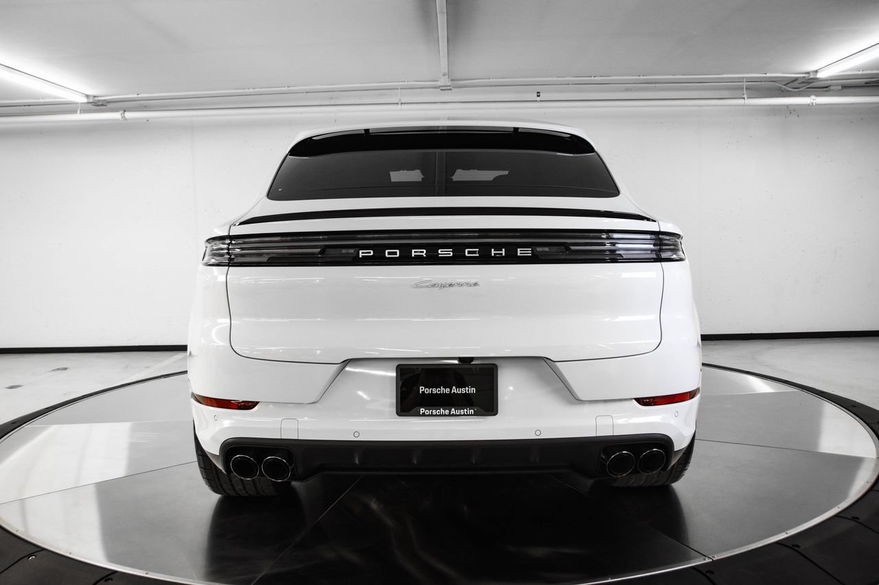 New 2026 Porsche Cayenne Coupe AWD/4WD image 6