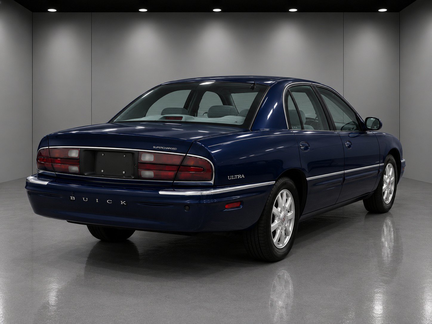 Used 2002 Buick Park Avenue Ultra w/ Gran Touring Pkg FWD image 3