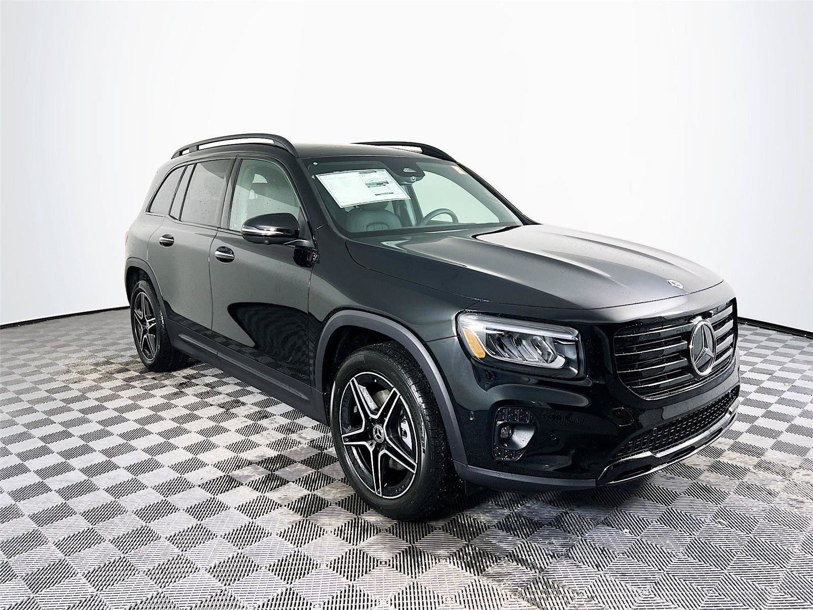 Certified 2026 Mercedes-Benz GLB 250 4MATIC image 8