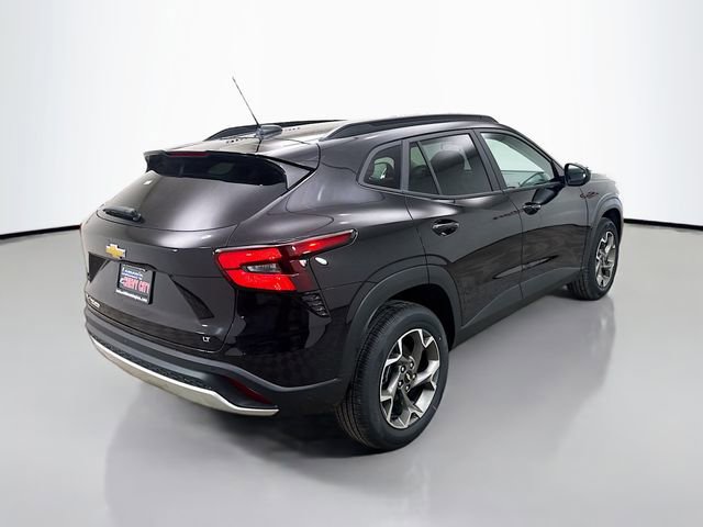 New 2026 Chevrolet Trax LT w/ Sunroof Package image 10