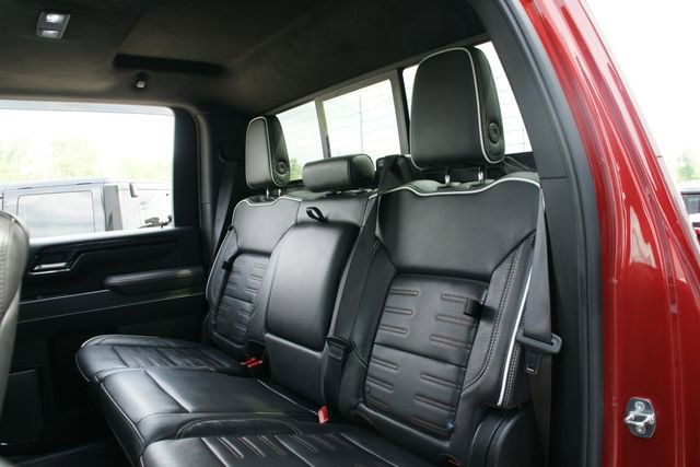 Used 2024 GMC Sierra 2500 AT4X AWD/4WD image 31