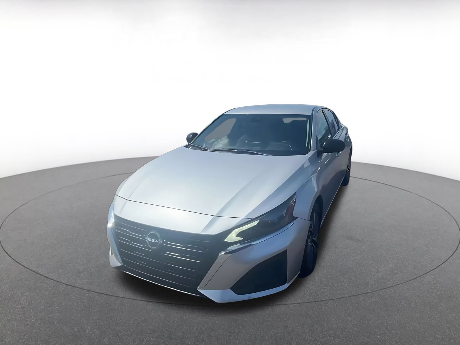 Used 2025 Nissan Altima 2.5 SV FWD image 7