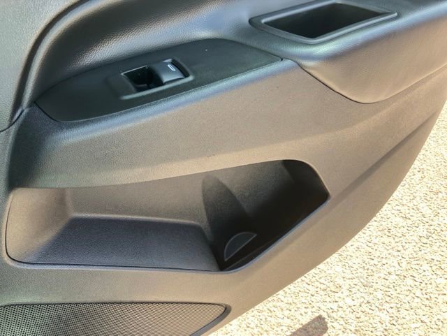 Used 2024 Chevrolet Equinox LT FWD image 40