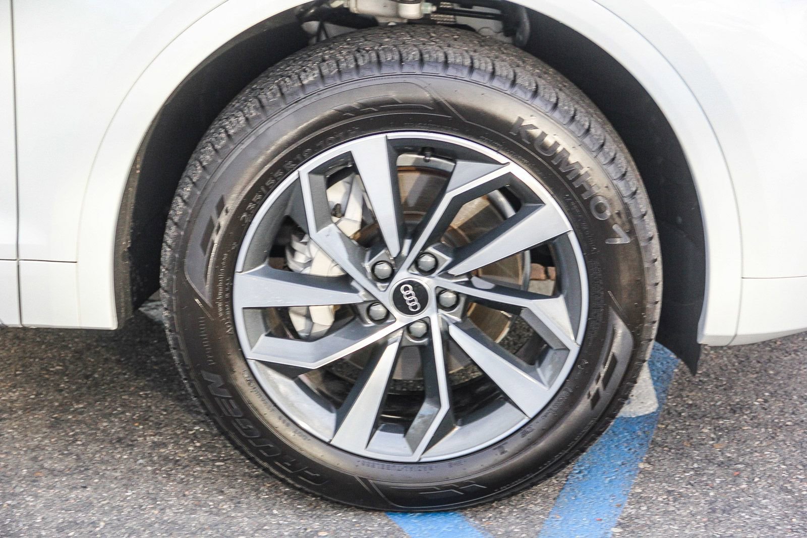 Certified 2023 Audi Q5 2.0T Premium Plus w/ Premium Plus Package image 11