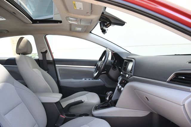 Used 2020 Hyundai Elantra Value Edition FWD image 25
