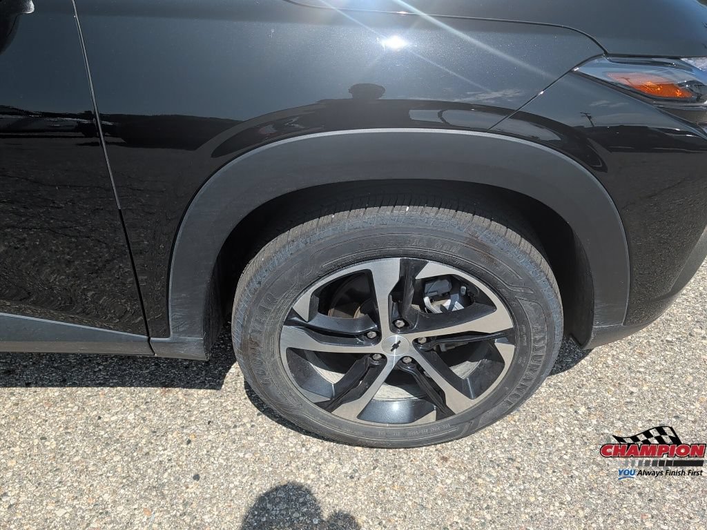 Used 2025 Chevrolet Trax RS w/ Driver Confidence Package FWD image 15