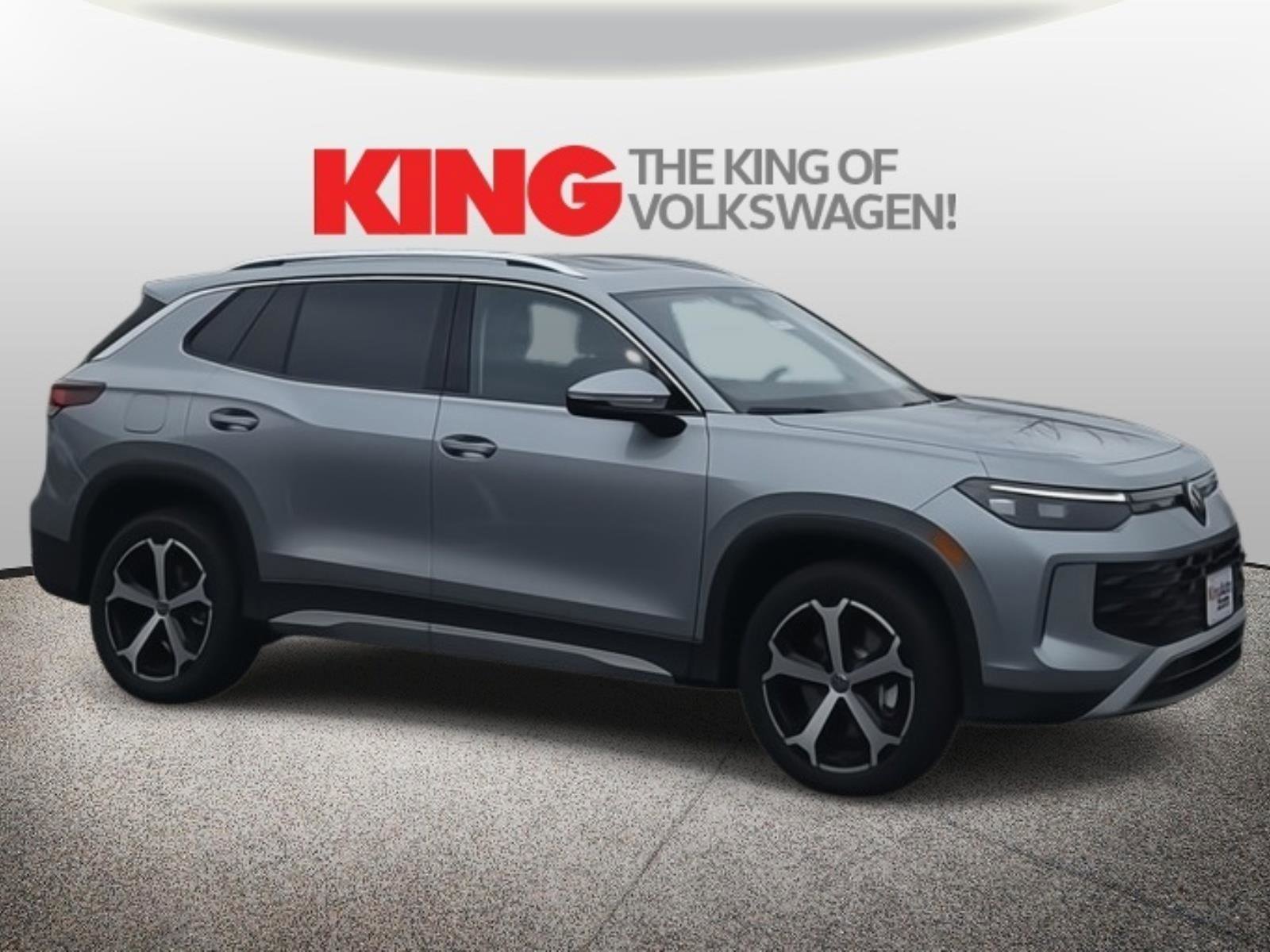 New 2026 Volkswagen Tiguan SE image 1