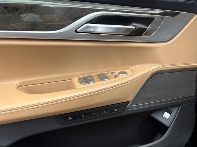 Used 2021 BMW 740i xDrive w/ M Sport Package AWD/4WD image 26