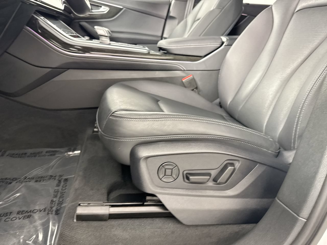 Used 2025 Audi Q7 3.0T Premium Plus w/ Premium Plus Package AWD/4WD image 27