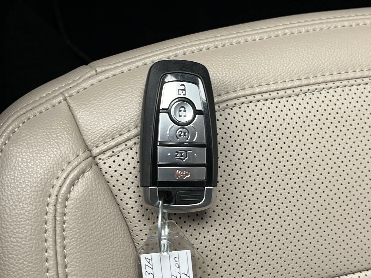 Used 2024 Ford Expedition Max Limited w/ Excursion Package AWD/4WD image 30