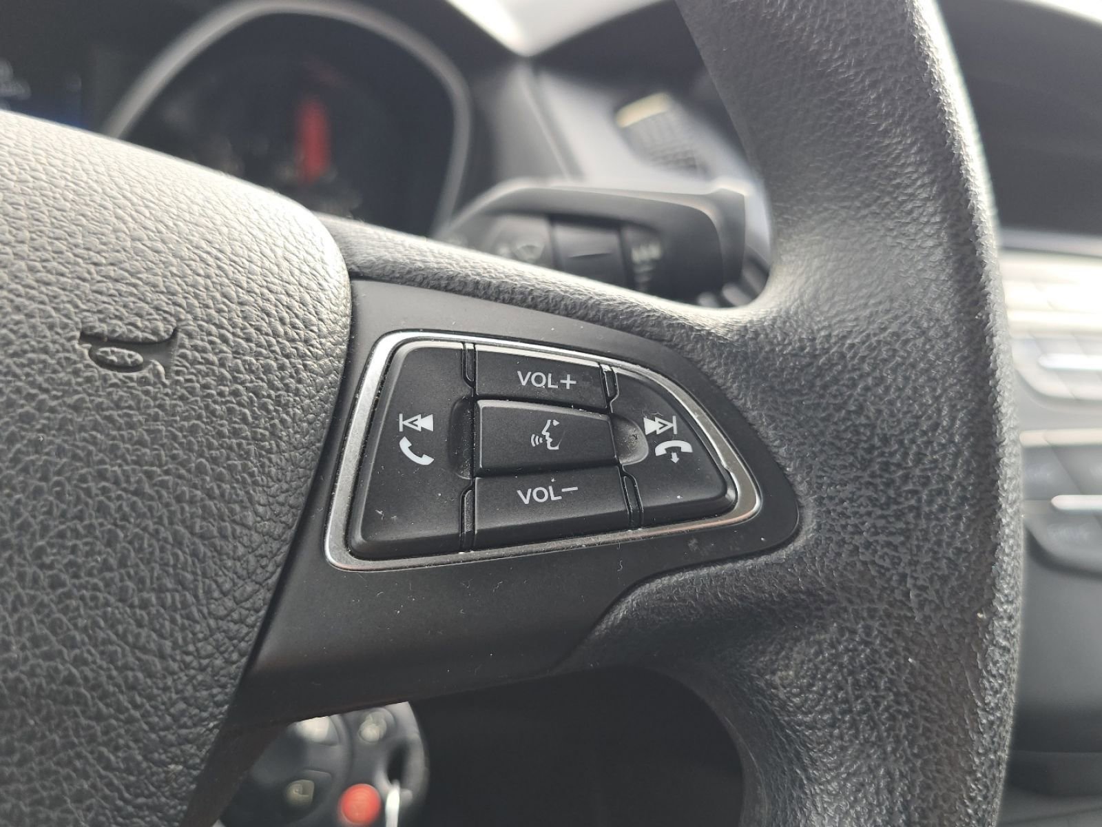 Used 2016 Ford Focus SE FWD image 31