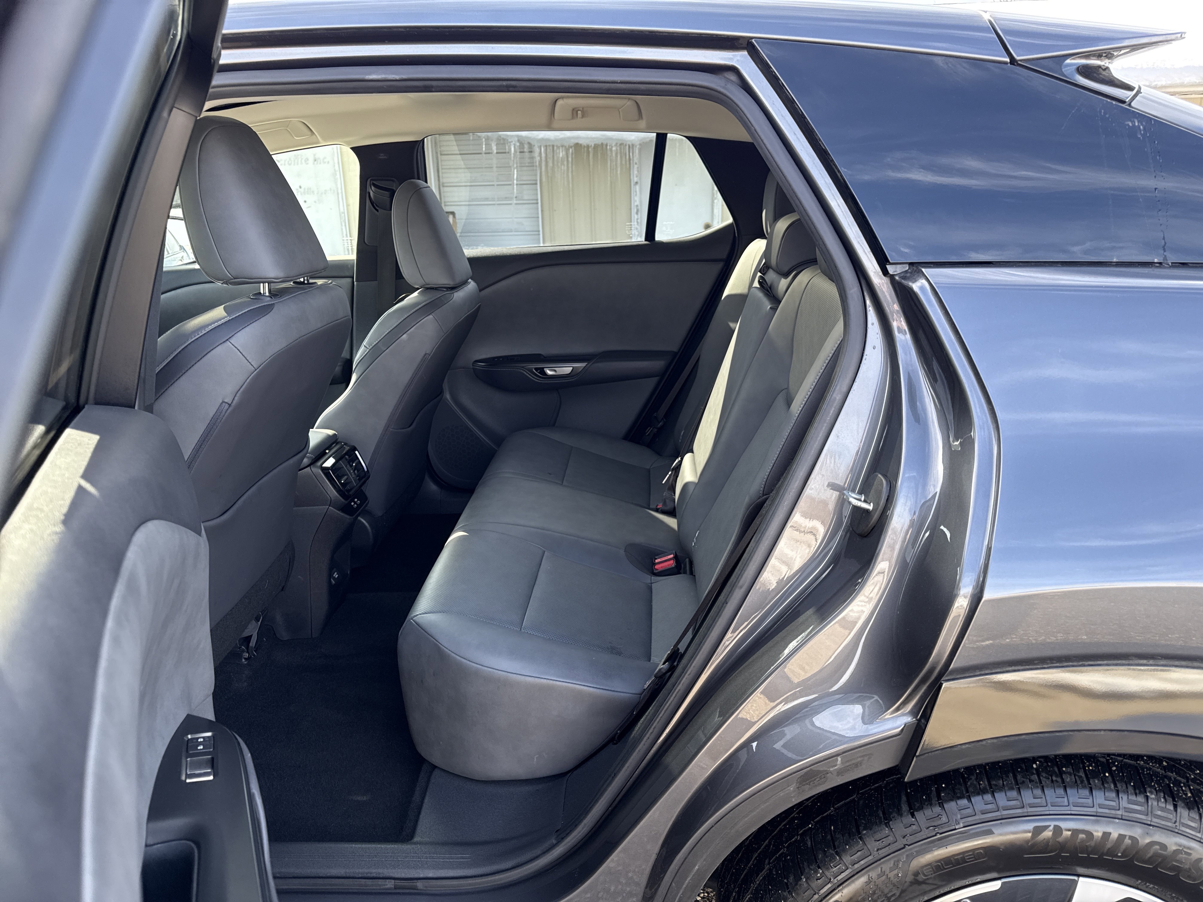 Used 2023 Lexus RZ 450e Premium w/ Accessory Package (2T) image 17