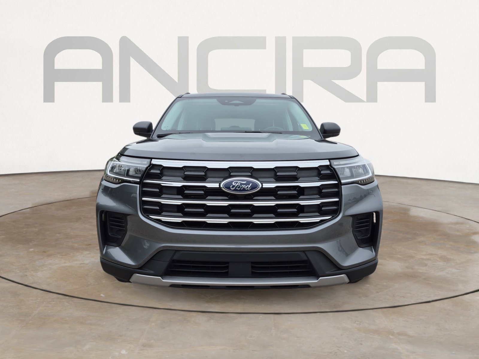 Used 2025 Ford Explorer Active RWD image 4