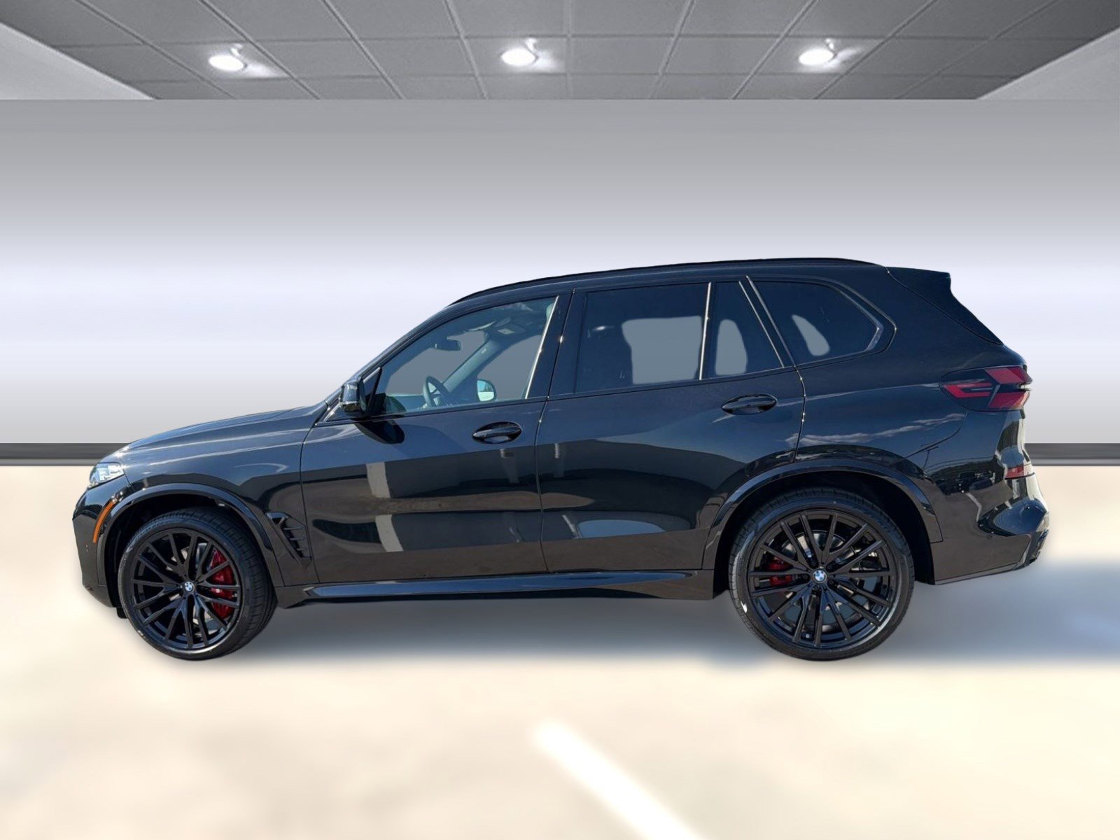 New 2026 BMW X5 sDrive40i w/ M Sport Package image 2