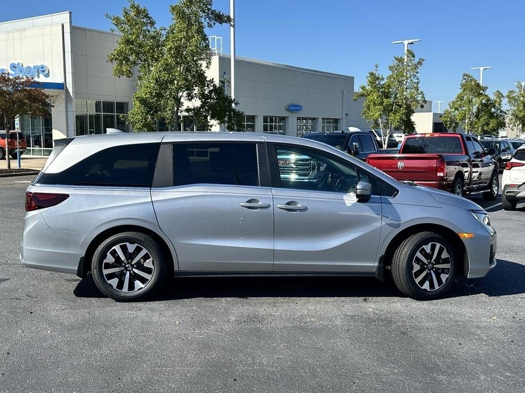 New 2026 Honda Odyssey EX-L image 6