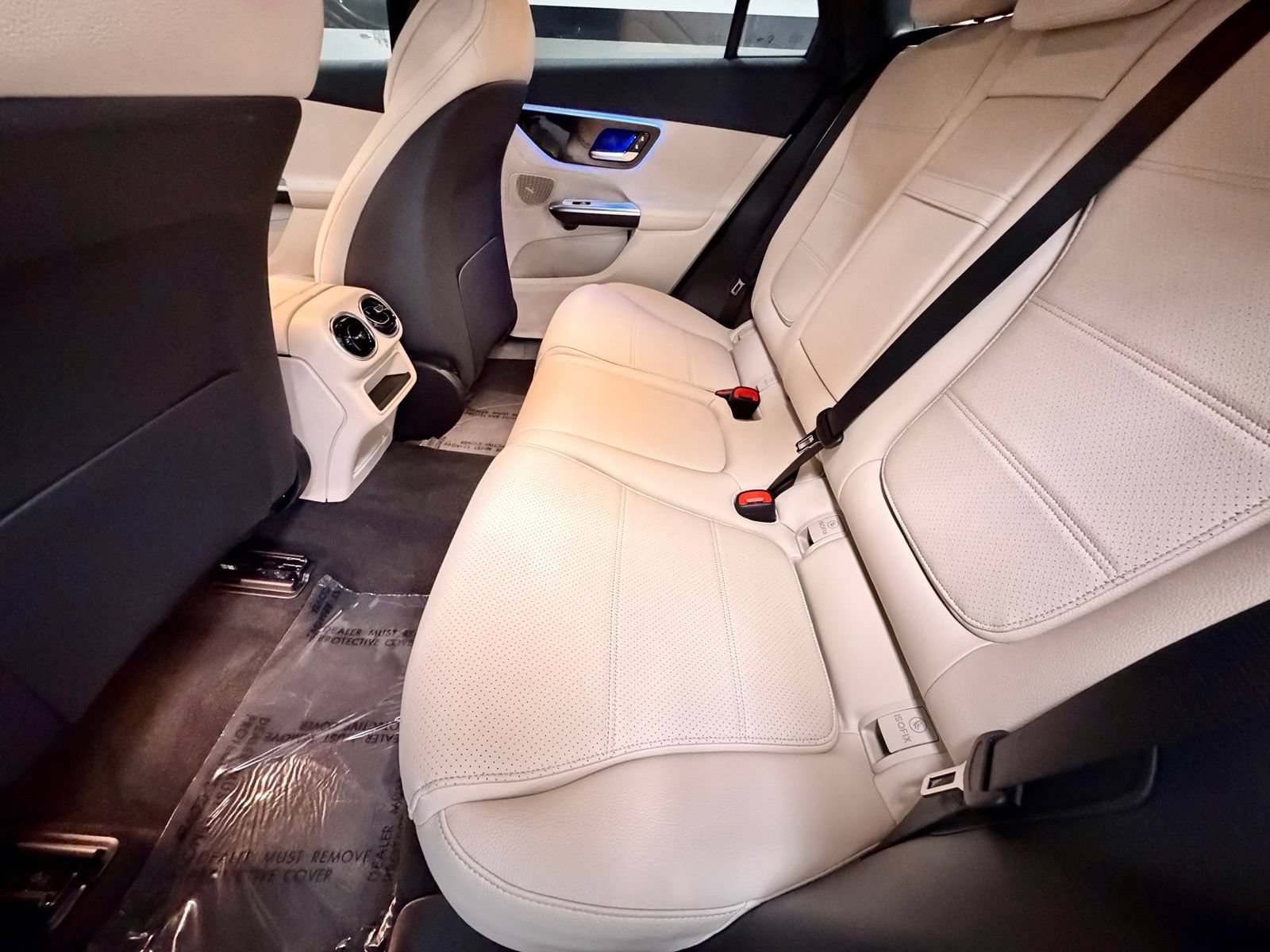 Used 2026 Mercedes-Benz GLC 350e 4MATIC image 39