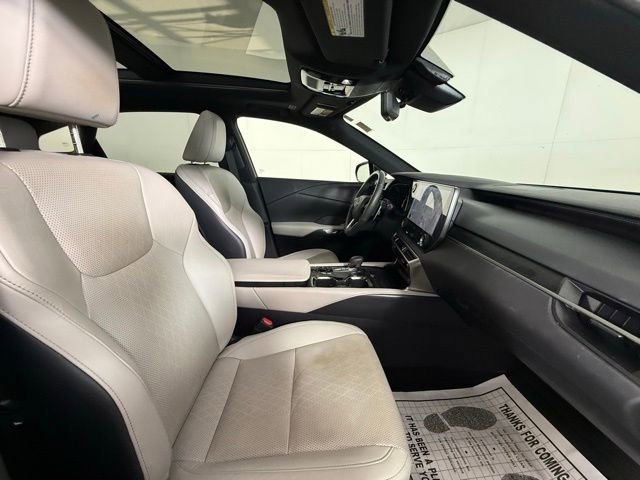 Used 2023 Lexus RX 350 Premium Plus w/ Cold Area Package AWD/4WD image 36