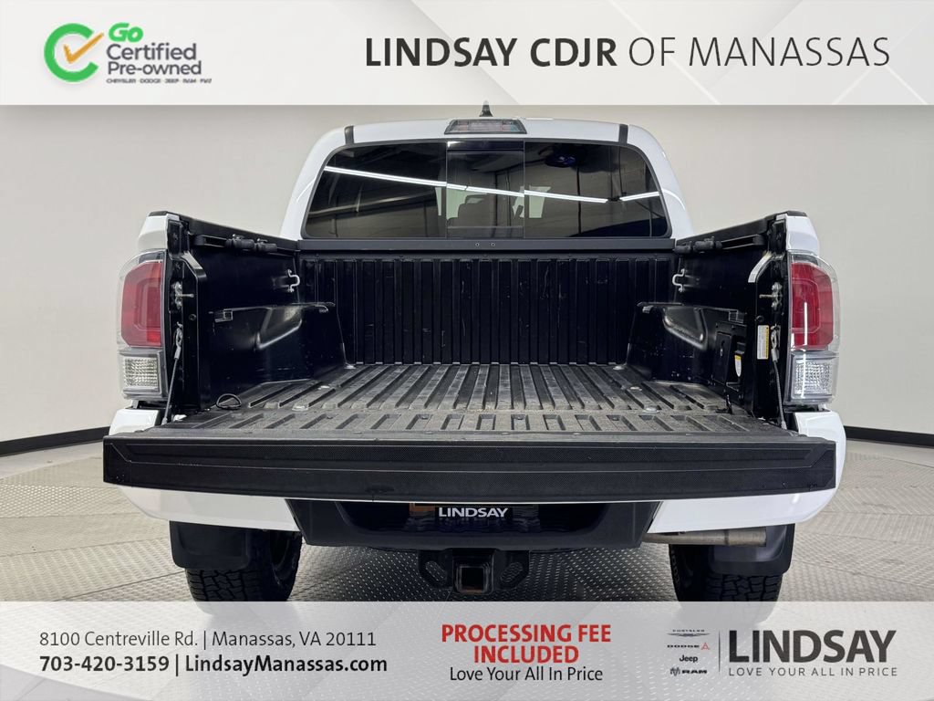 Used 2020 Toyota Tacoma TRD Sport w/ Technology Package AWD/4WD image 8