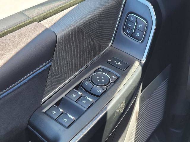 New 2025 Ford F250 Platinum image 25