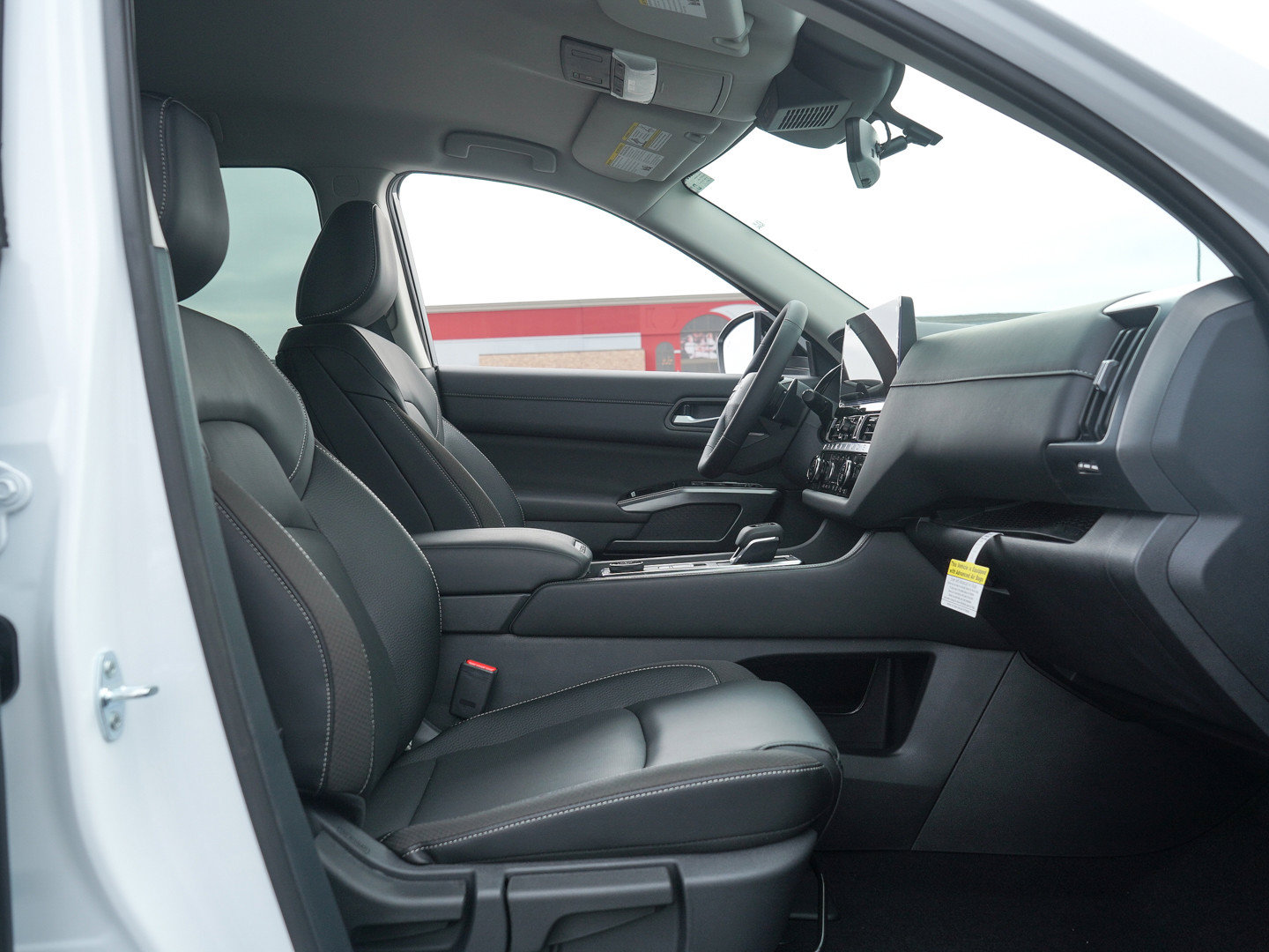 New 2026 Nissan Pathfinder SL AWD/4WD image 11