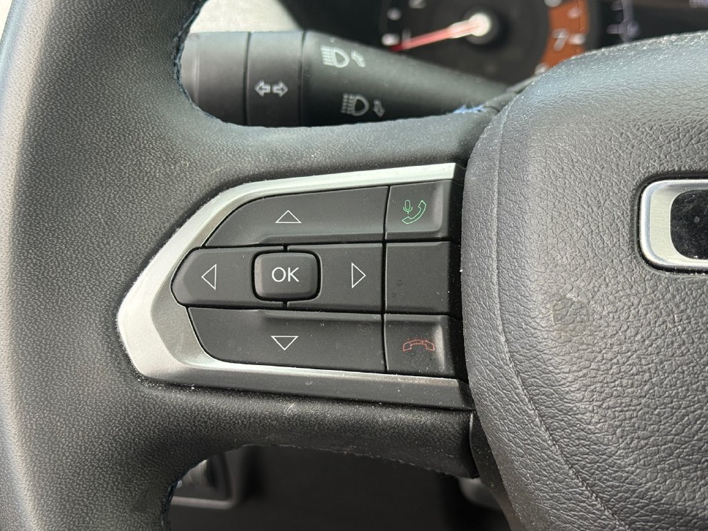 Used 2022 Jeep Compass Latitude FWD image 18