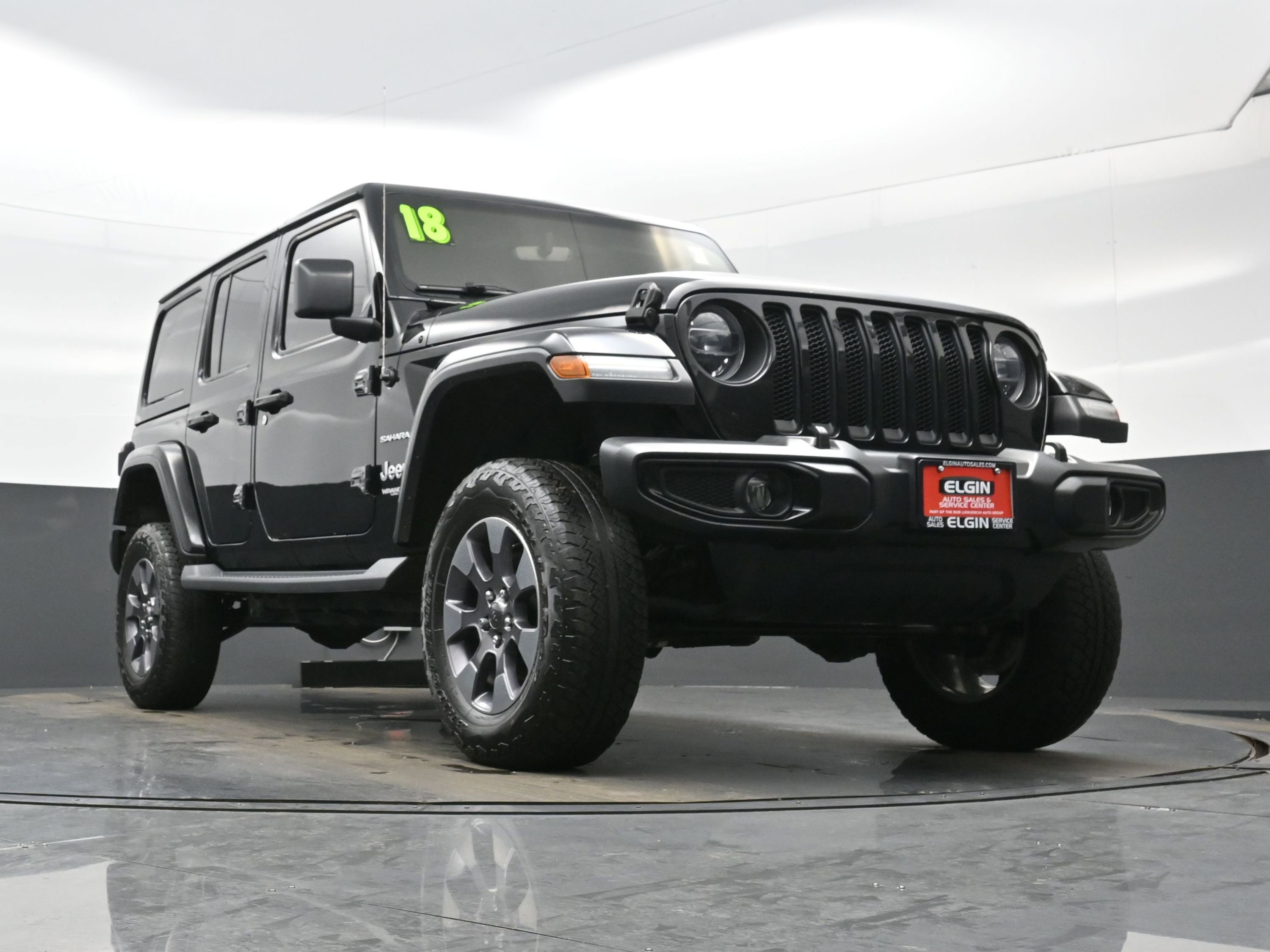Used 2018 Jeep Wrangler Unlimited Sahara w/ Dual Top Group image 30