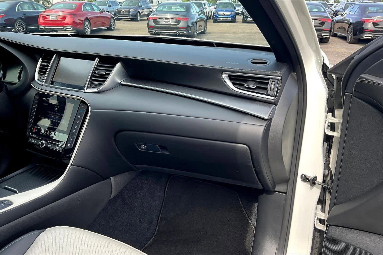 Used 2023 INFINITI QX55 Essential AWD/4WD image 19