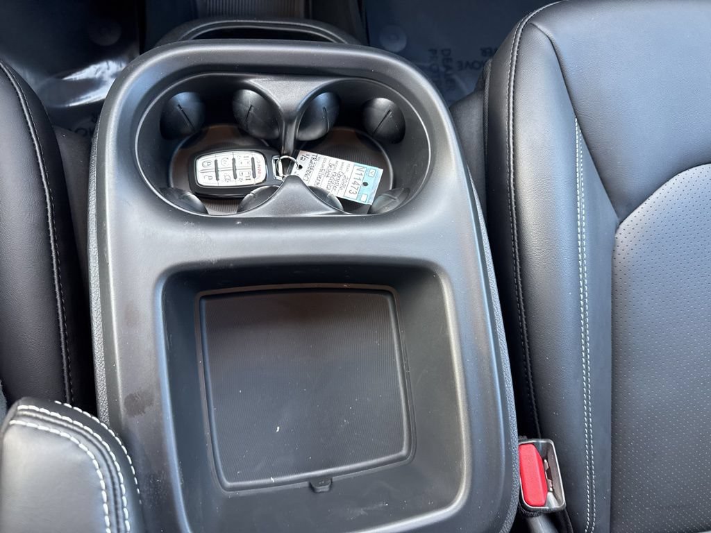 New 2026 Chrysler Pacifica Select AWD/4WD image 20